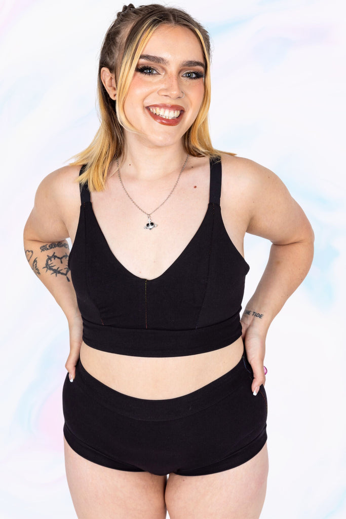 Solid black organic cotton comfort bra – Wilde Mode wireless F to O cup
