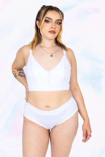 White organic cotton comfort bra – Wilde Mode wireless F to O cup