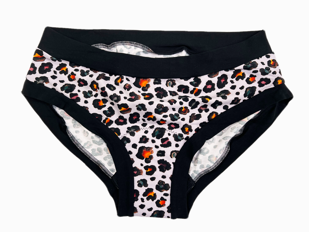 Period pants with grey leopard print